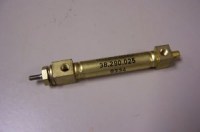 kuhnke-19105005-compact-silindir-ve-piston